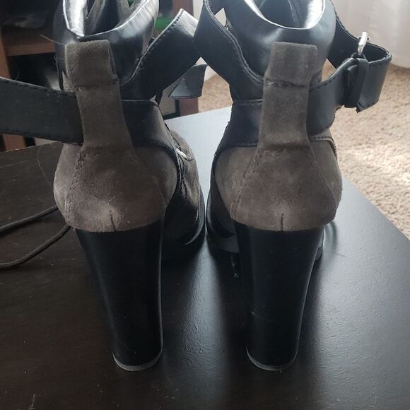 NWT Nine West Smokino Black Suede Lace‑Up Platform Booties Womens Size 9.5 - Picture 8 of 9